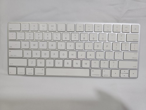 Apple magic keyboard - 2, (a1644)